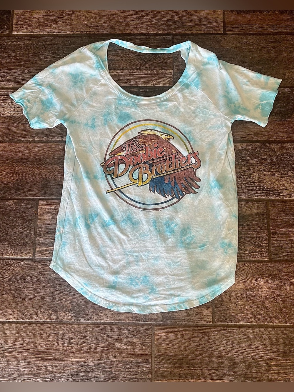 Trunk LTD Doobie Brothers Concert t-shirt tie dye Fall Tour 1975  M